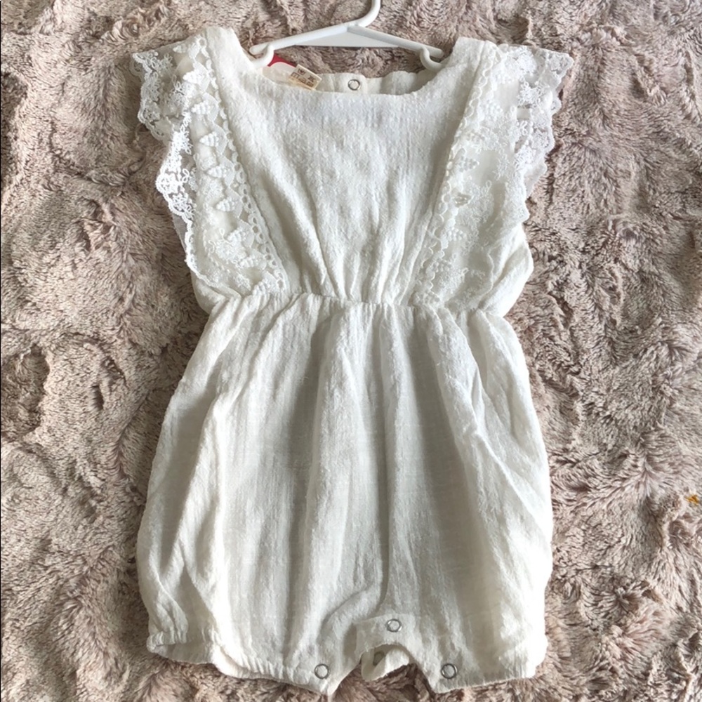 Lace sleeve romper